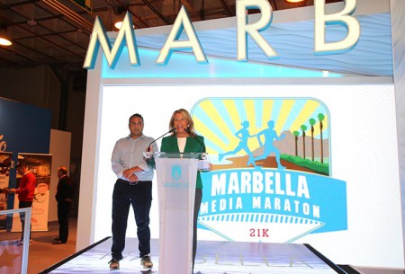 Marbella anuncia su oferta deportiva en Fitur con la Media Maratón un viernes