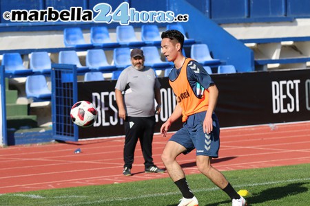 El Marbella cierra la plantilla con el primer jugador chino de su historia