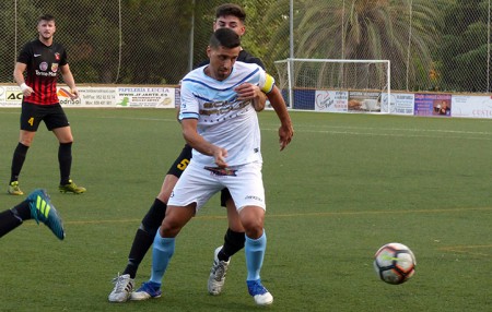 El Atllético Marbella ve truncada su buena racha ante CD Barrio (1-0)