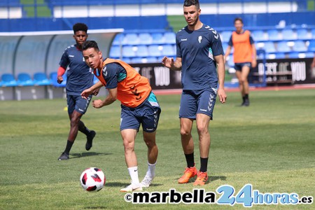 Xiong, primer chino en jugar con el Marbella, y 27º jugador blanquillo de la temporada