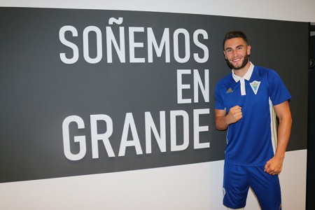 El central José Cruz renueva su contrato con el Marbella por una temporada