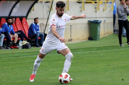 Saúl González llega al Marbella FC para reforzar el lateral derecho