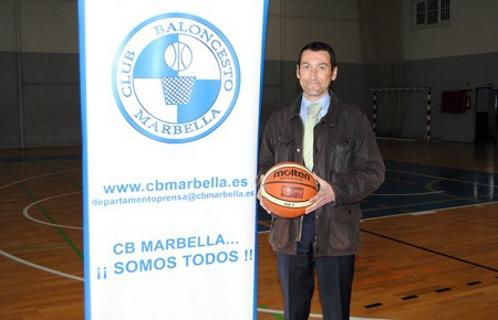 Agüera dimite como presidente del CB Marbella tras hundir el club