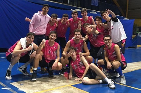 Los júniors del Costa Marbella logran una gran victoria ante Novaschool