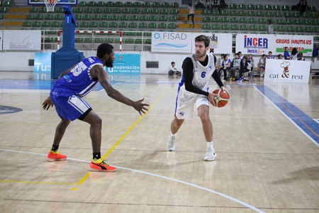 Una mala segunda parte condena al CB Marbella en Ponferrada (85-70)