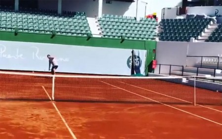 Puente Romano asume el error del entrenamiento de Djokovic en Marbella