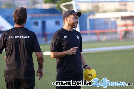 El San Pedro renueva a Adrián Cervera con el ascenso como objetivo