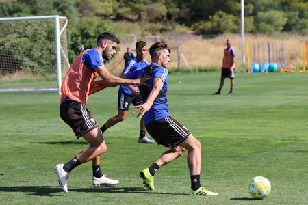 El Marbella cumple un año seguido de entrenamientos para afrontar el playoff