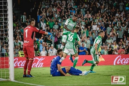 Loren se reencuentra con el gol pero no puede evitar otra derrota del Betis