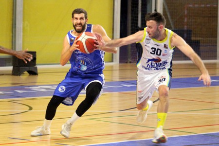 El CB Marbella estrena la temporada con triunfo (77-64) ante UDEA Algeciras