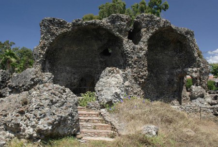 La Junta anuncia un proyecto para las termas romanas de San Pedro Alcántara