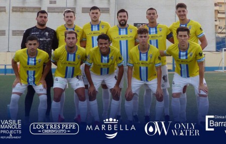 El Atlético Marbella inicia la temporada con derrota en Las Lagunas (2-0)