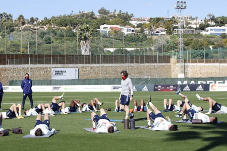 España sub-19 acorta su stage en Marbella por la suspensión del Europeo