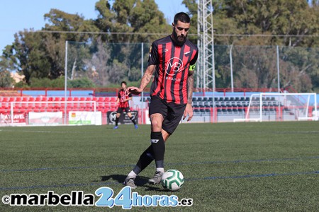 El San Pedro vence (0-2) en Villacarrillo para asaltar el segundo puesto