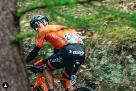 Maté vuelve competir en una Clásica de San Sebastián que gana Powless