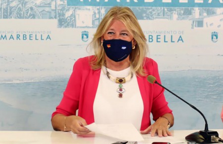 La alcaldesa de Marbella cobra 100.000 euros entre Ayuntamiento y Senado