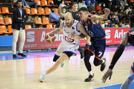 El CB Marbella cae derrotado en su visita al Tizona Burgos (96-85)