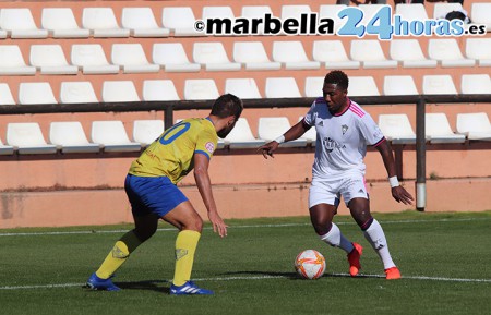 Las peñas del Marbella FC se unen para protestar por la situación del club