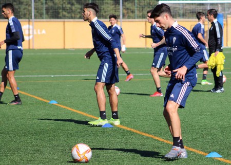 El Marbella FC visita a un Motril herido tras cinco derrotas consecutivas