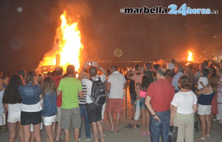 La fiesta de la Noche de San Juan vuelve a la playa del Cable de Marbella