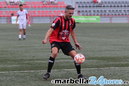 Un gol en propia puerta condena al San Pedro ante el Atarfe Industrial (1-0)