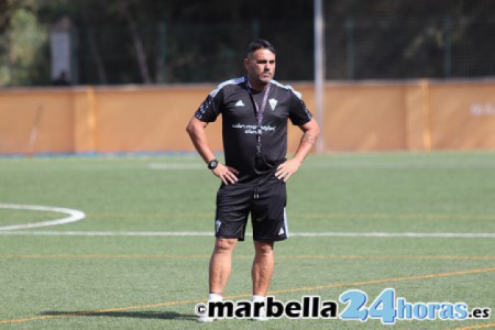 Fajardo cree que el Marbella FC debe ponerse "en modo ascenso"