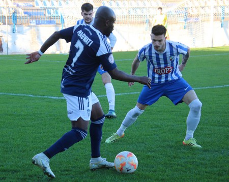 El Marbella FC regresa al coliderato al aprovechar el tropiezo del Real Jaén