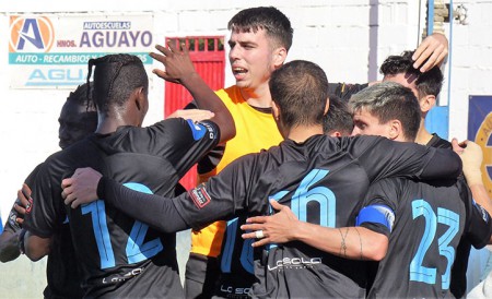 El Atlético Marbella Paraíso suma un nuevo triunfo ante Fuengirola-Los Boliches (1-2)