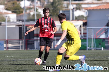 La falta de gol impide al San Pedro imponerse en casa al Cubillas (0-0)