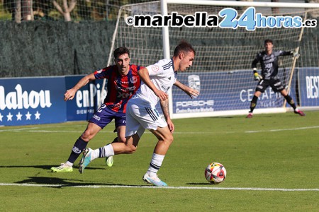 El delantero local Antonio Sánchez también causa baja en el Marbella FC<br />