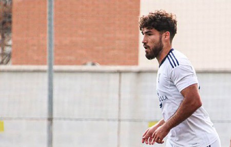 Marcos Olguín suma los puntos del Trofeo Moñi al mejor del Marbella FC