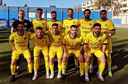 Reparto de puntos del FC Marbellí en su visita a La Cala del Moral (2-2)