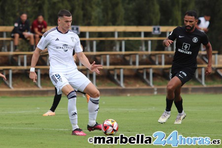 El delantero Jack Harper tampoco seguirá jugando en el Marbella FC