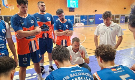 El Hospital Ochoa CB Marbella vence con autoridad al CB Novaschool (57-76)