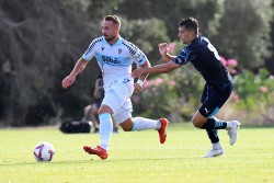 Javi Ontiveros debuta con el Cádiz en el amistoso ante Blackpool